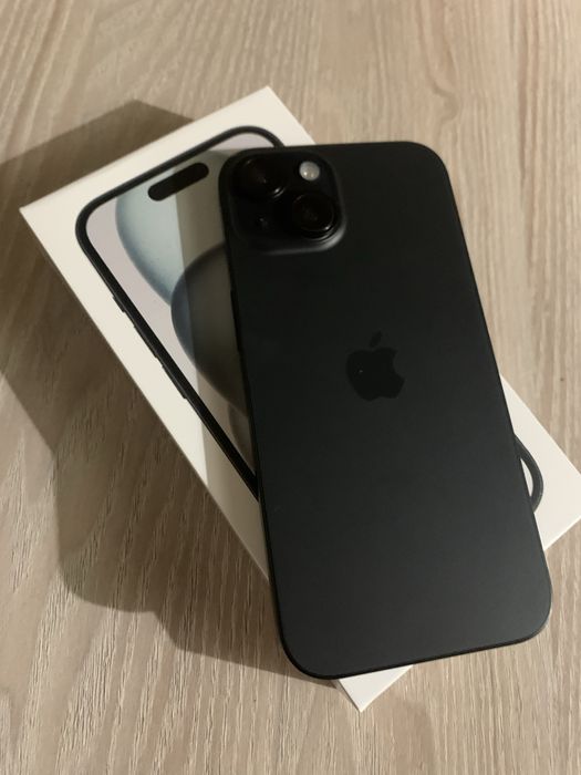 Продам Айфон 15 128 гиг