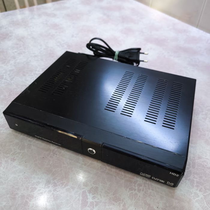 Спутниковый ресивер Digital Satellite Receiver HD2 — Full HD, DVB-S2