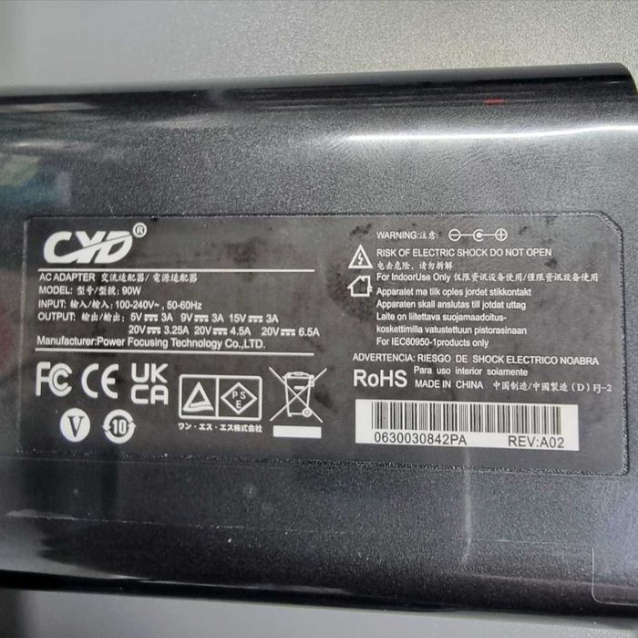 Зарядно за лаптоп CYD 90W Type-C със захранващ кабел