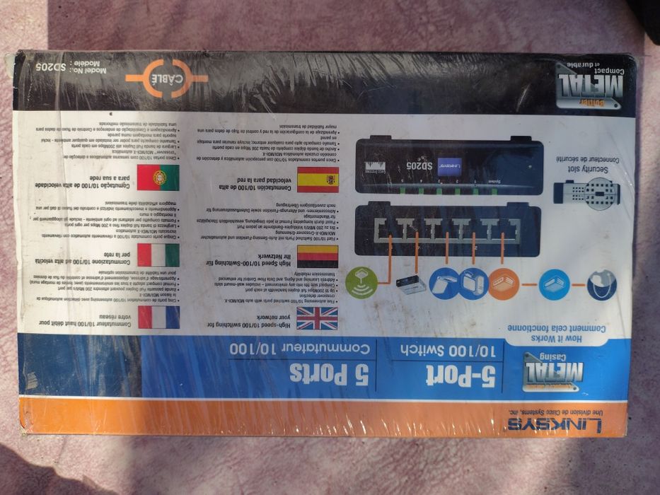 Продам 5-ти портовый свич