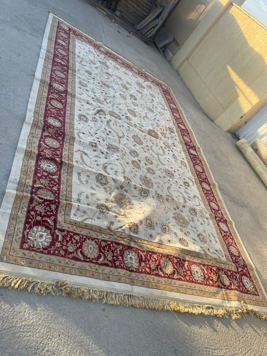 Срочно продаю  ковры б.у.