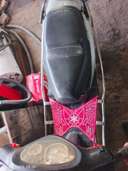 Продам мопед скутер на ходу.