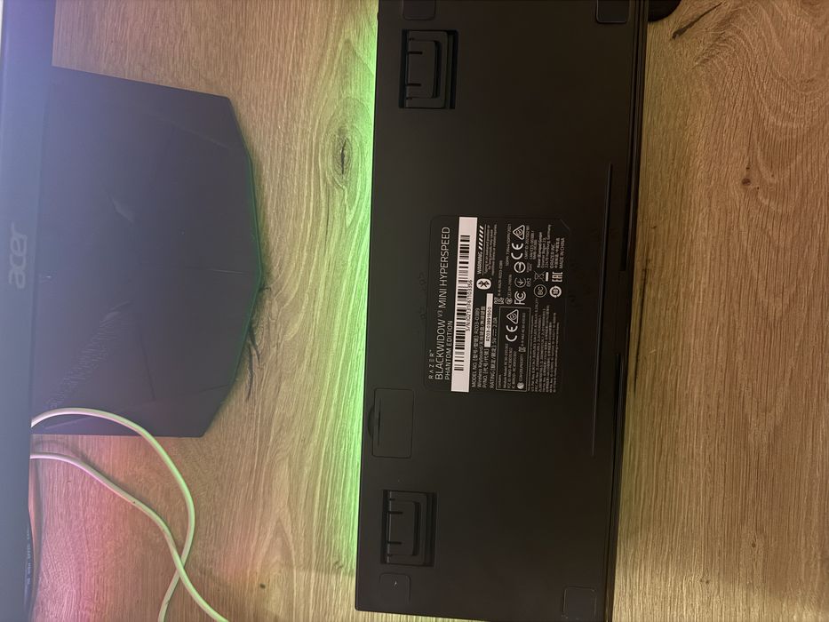 Razer Blackwidow v3 mini hyperspeed phantom edition