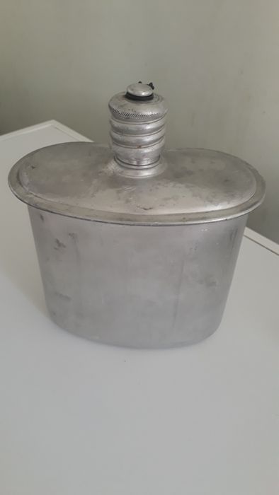 Войнишка манерка