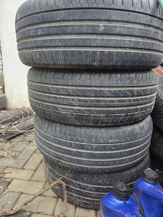 Anvelope 225 45 r19 și 215 55 r17
