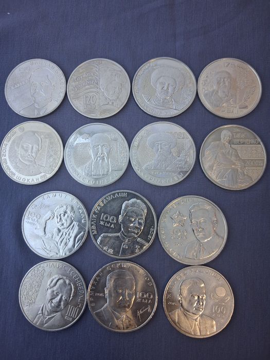 Продам коллекционные монеты 1шт-1500
