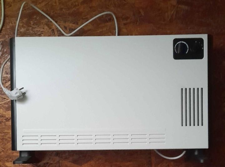 Convector ptr încălzire silenţioasă 3 trepte de încălzire & ventilator