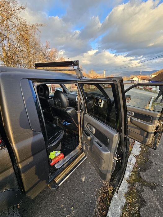 Vand Mitshubishi L200