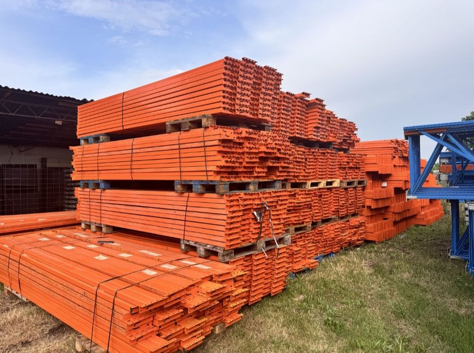 Rafturi metalice industriale reglabile