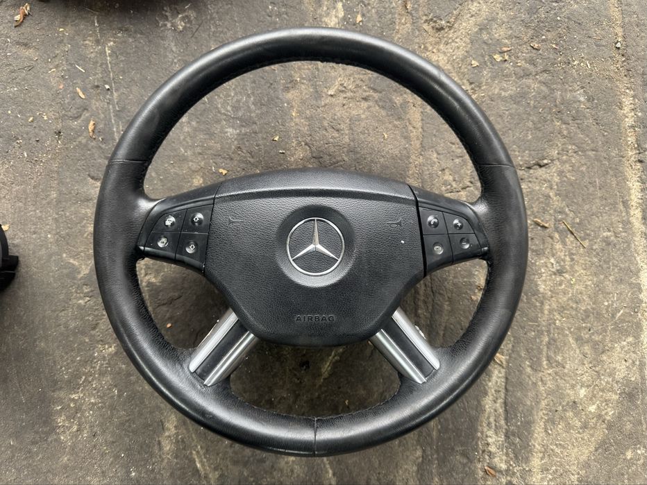 Волан за Mercedes R class W251/ML W164