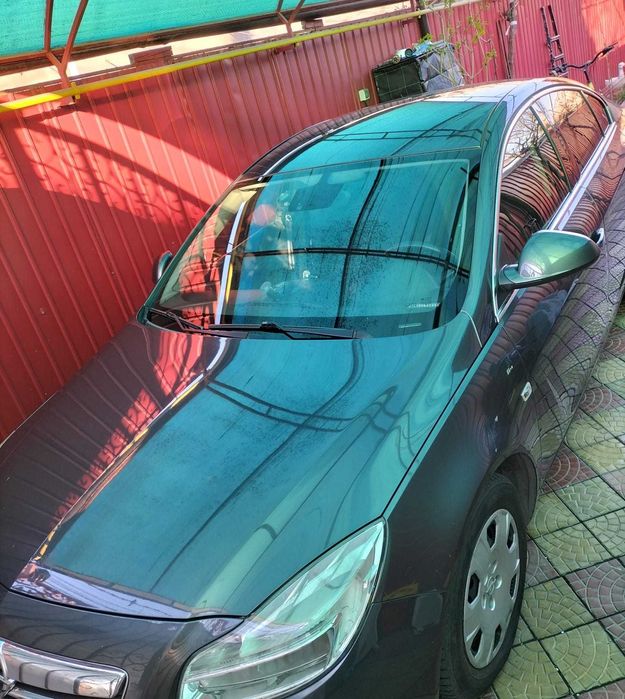 Vând Opel Insignia 2.0.