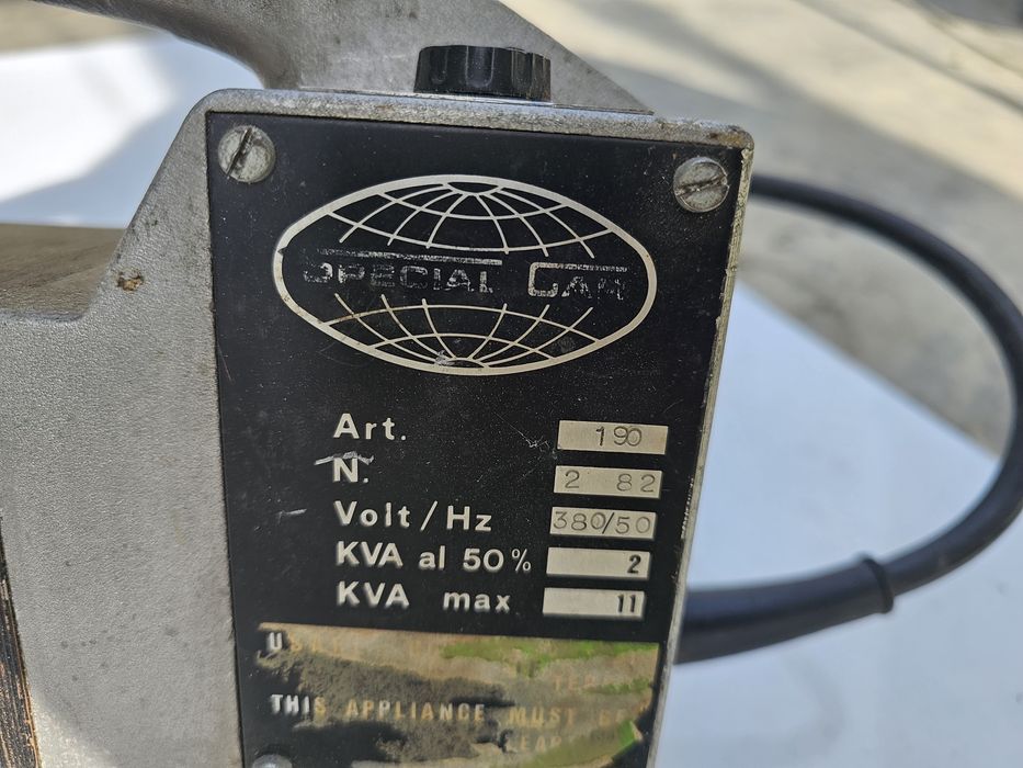 Aparat sudura in puncte portabil