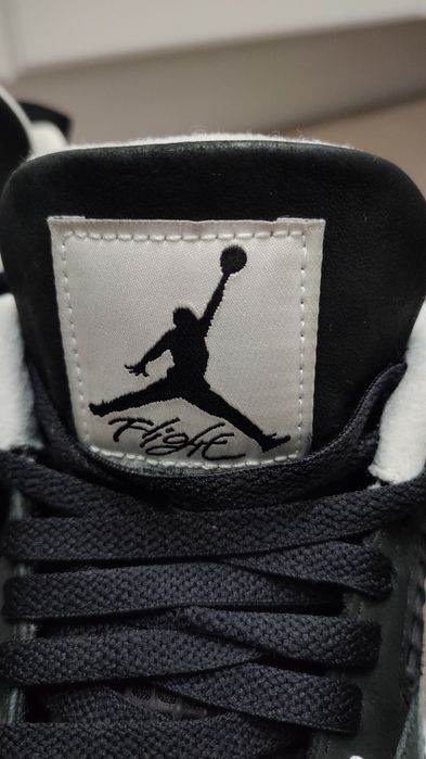Jordan 4 Fear Originali