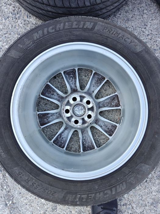 Jante Toyota 5x100mm, R16, Diametru gaura de centrare 54.1mm, ET45, 6 1/2  Cauciucuri vara Michelin Primacy 4 205 55 R16  echilibrate