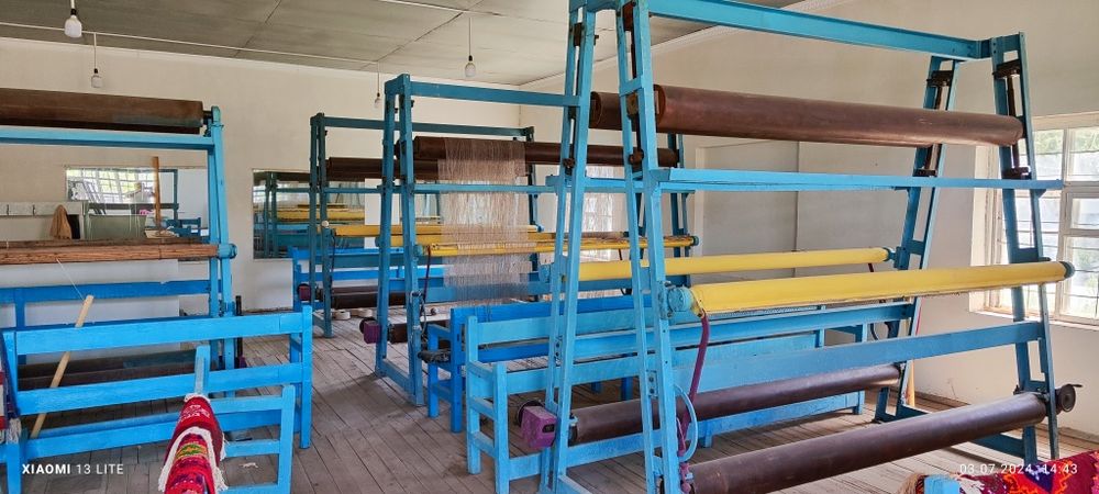 Гилам тўқиш станоклари