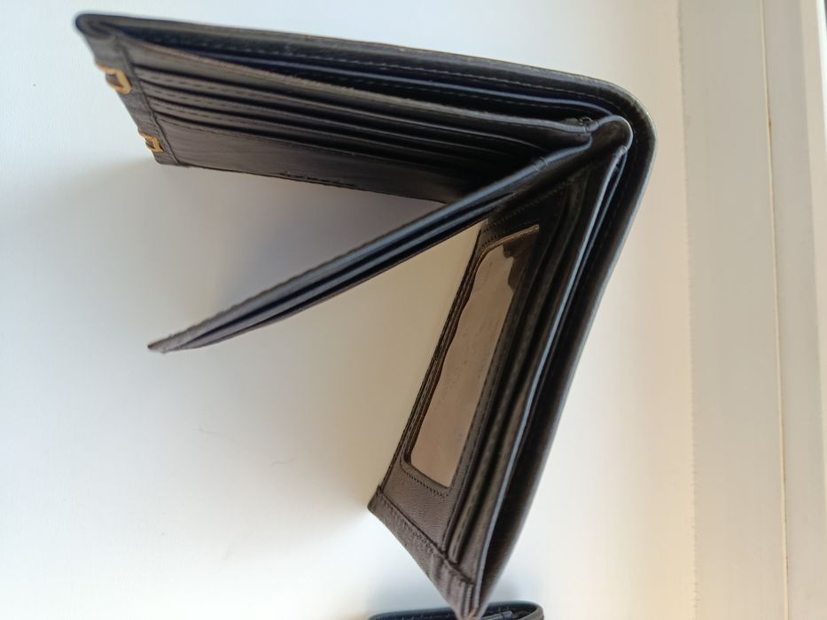 Продам портмоне, ключницу, цена 2000