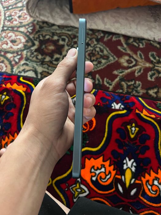 Redmi 13c rangi ko’k