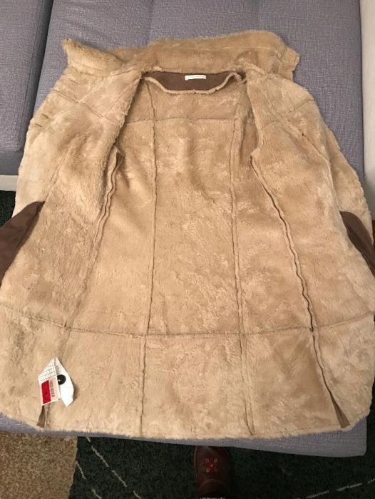 Продам легкую дубленку Promod