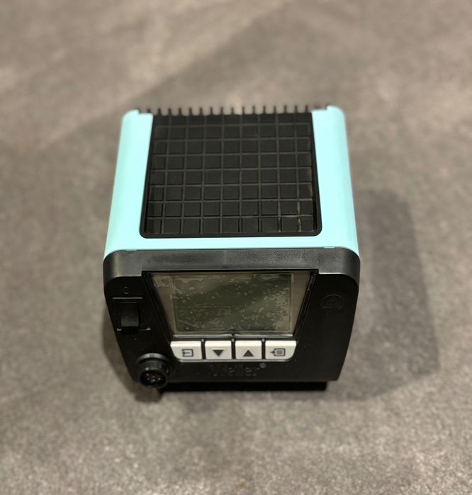 Stație de lipit digitală Weller WT 1012