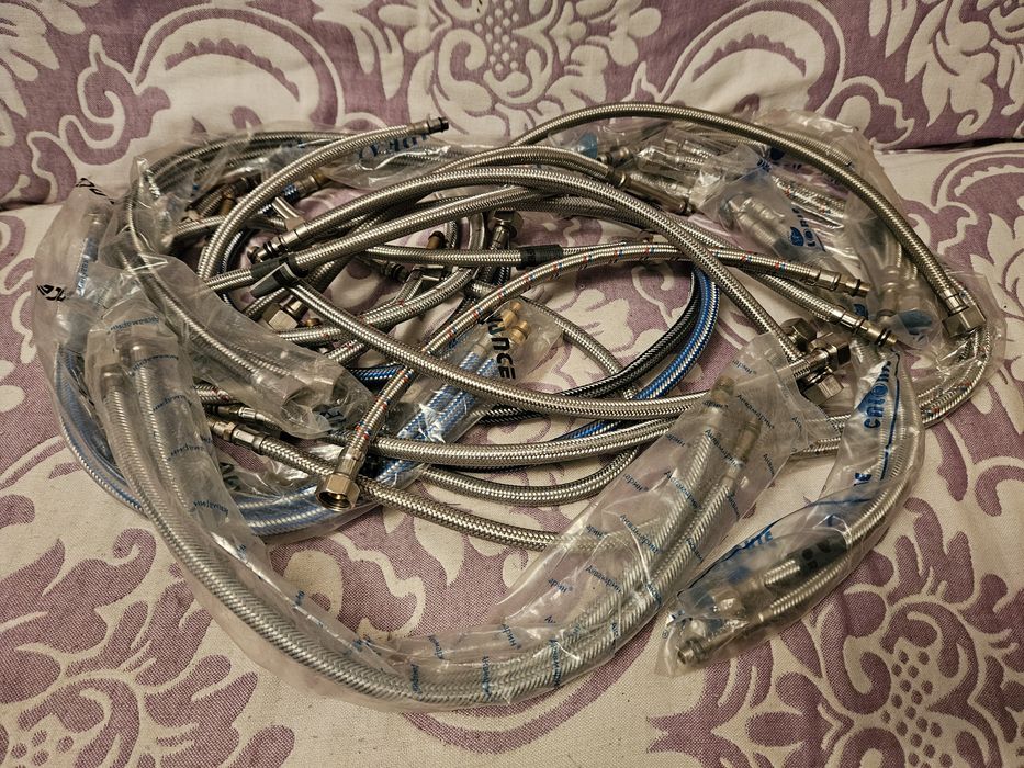 Шланги для смесителя новые