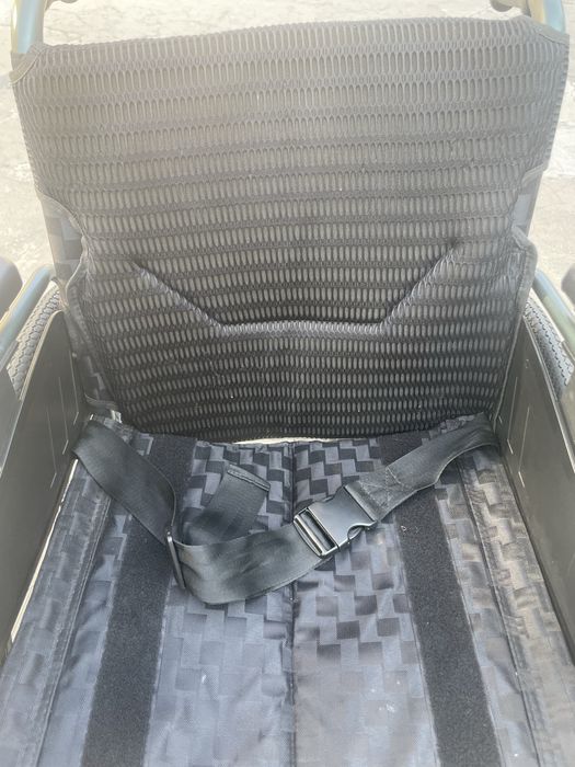 Продам новую инвалидную коляску