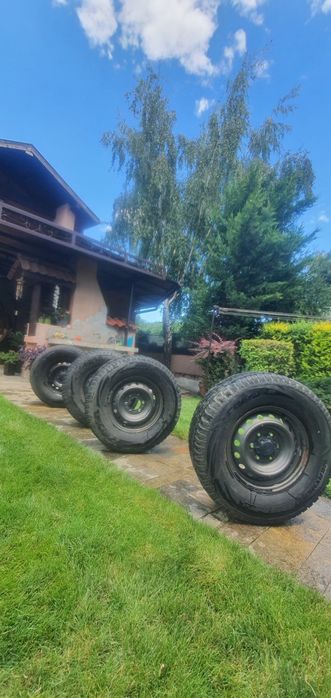 Джипови зимни гуми 265/70R16 с джанти 16"