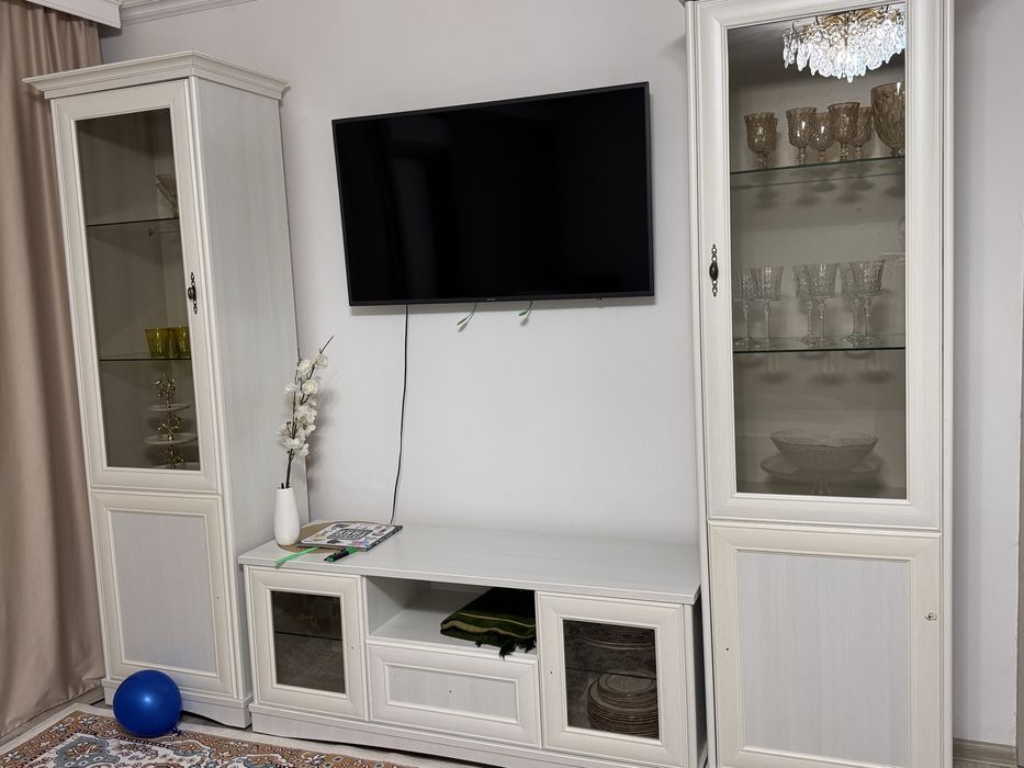 Горка, в гостинную , гарнитур