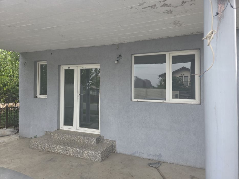 Inchiriez spatiu comercial/depozit