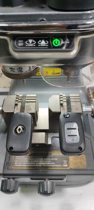 изготовление дубликат ключей / kalit  yasash