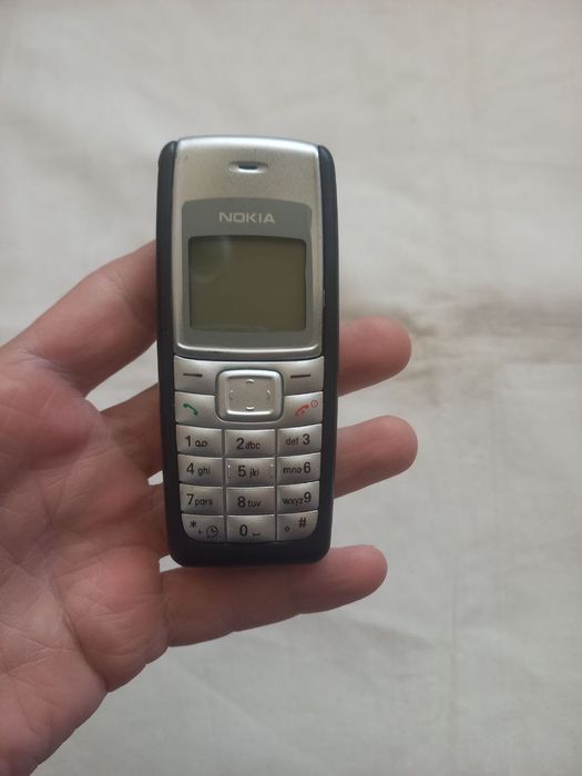 Продаю сотовые телефоны.