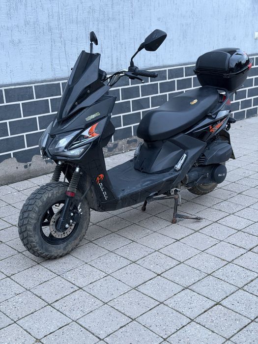 Мопед скутер самурай 150 кубов