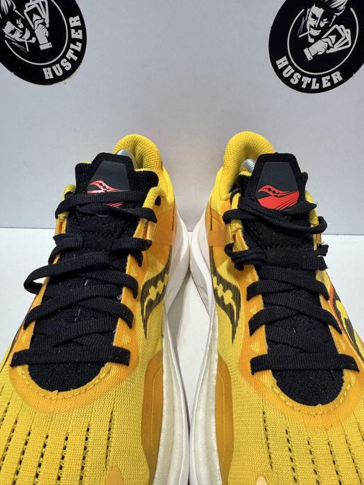 Маратонки SAUCONY TEMPUS.Номер 40.5