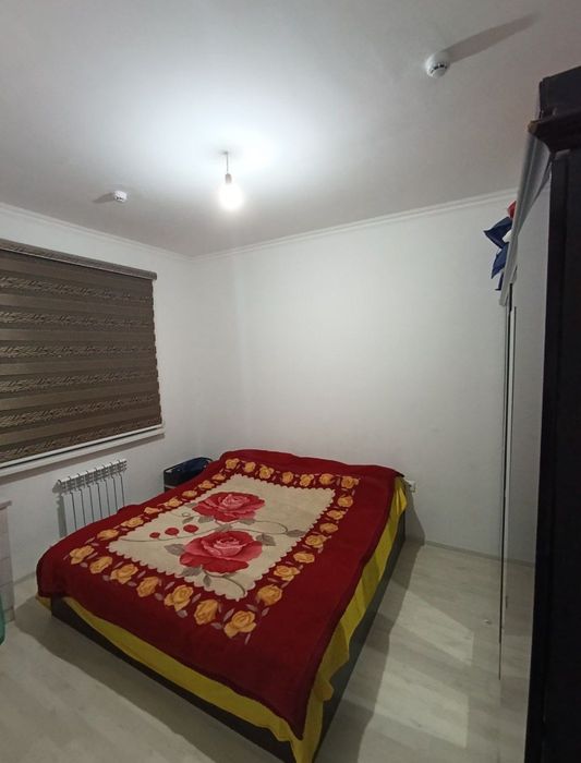 Yashnabod olmos mahallasi 3/2/16 srochna sotiladi