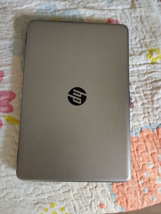 Vând laptop HP..