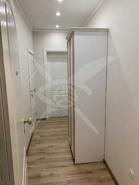 Дава се под наем Двустаен апартамент в Пловдив, Център - 60 кв.м за 488.58 € - Снимка #8