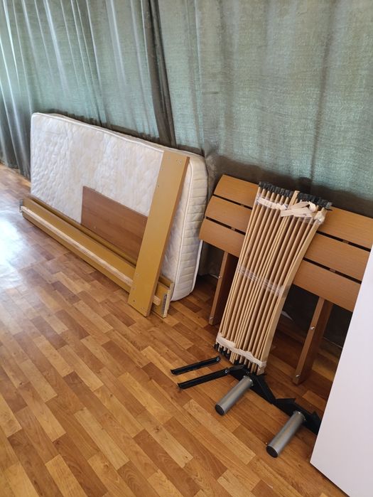 Кровать односпальная