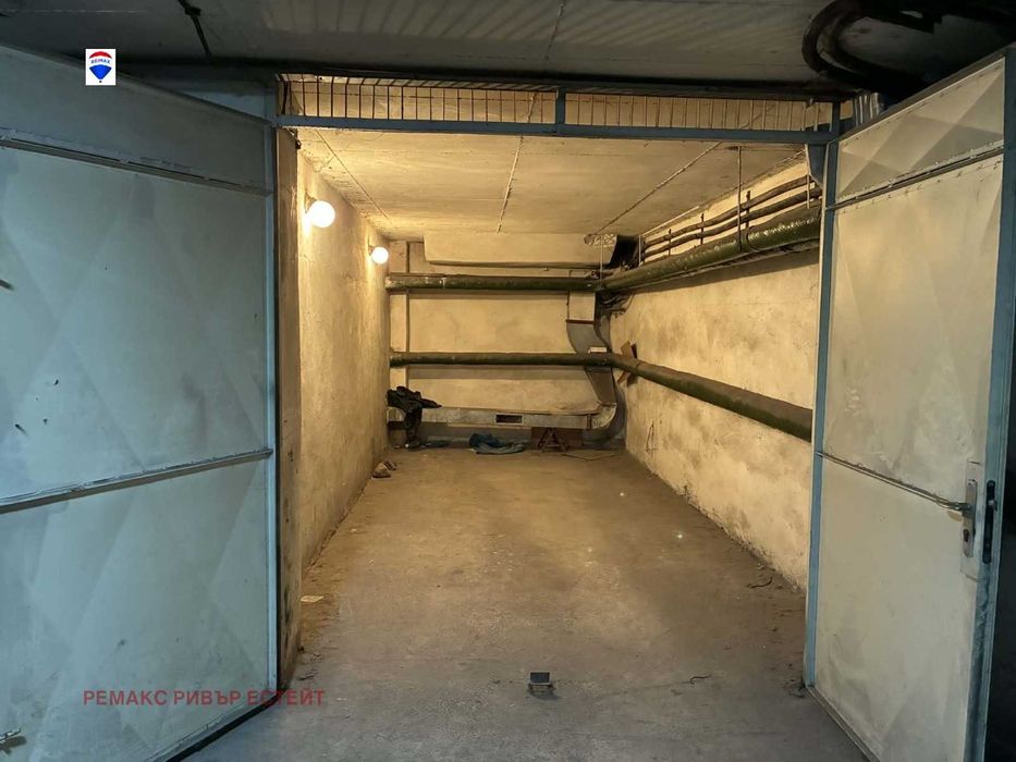 Подземен гараж под наем в центъра на гр. Русе