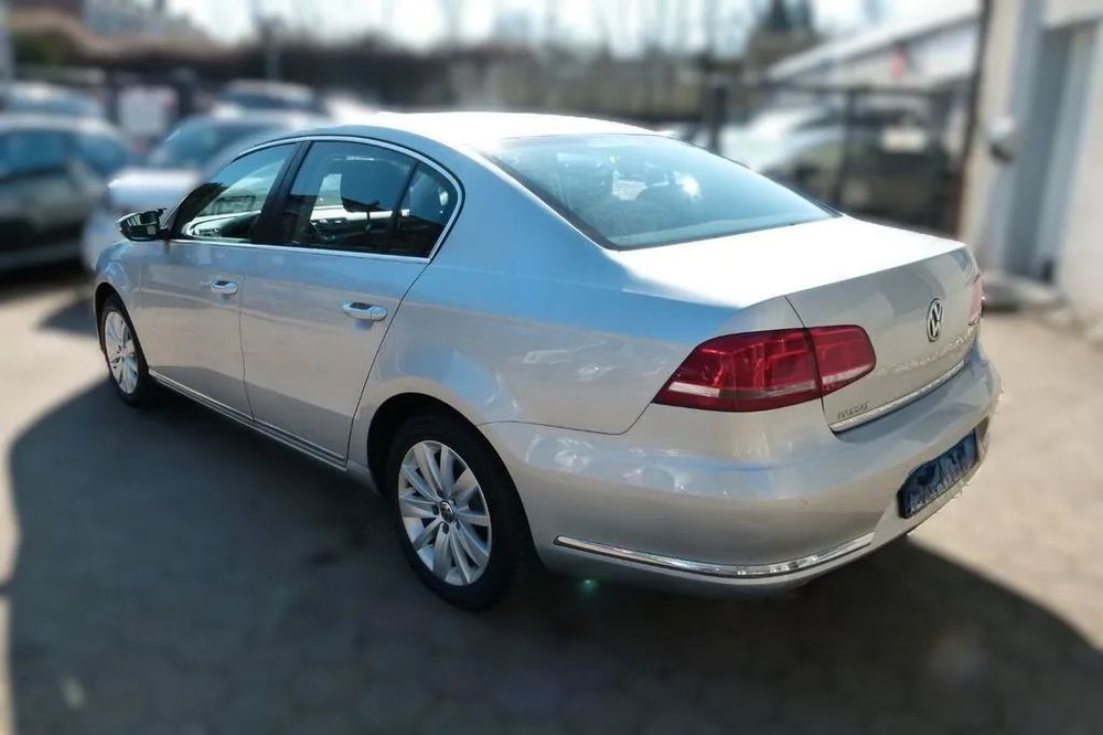 Dezmembrari / Dezmembrez VOLKSWAGEN PASSAT B7