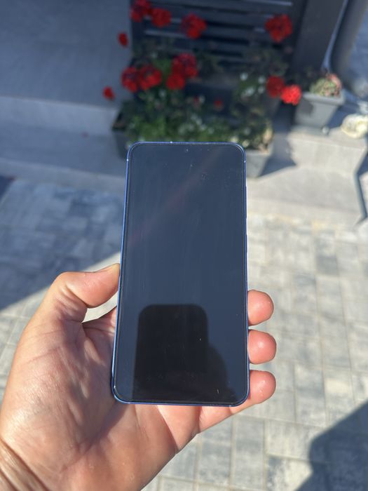 Samsung Galaxy S 25