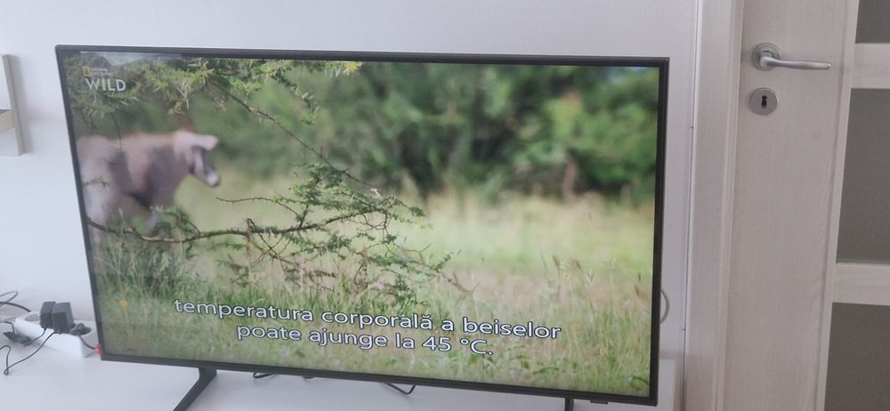 Vând televizor Samsung QLED 43" (108 cm) – Model 2025 – 4K Smart TV
