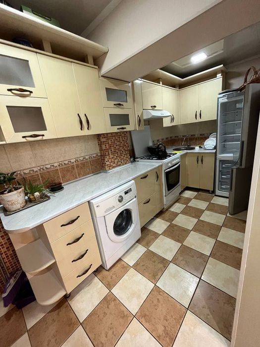 Арендага 4- хонали Квартира Берилади Ц5