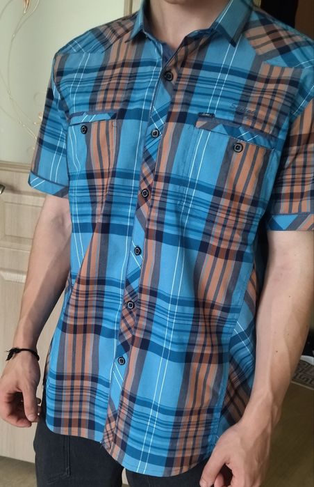 Рубашка мужская       .