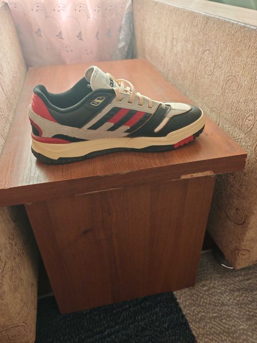 Кроссовки adidas - Limited Edition original Дёшево!!!
