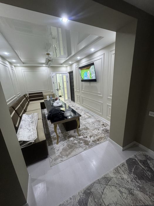 Arendaga 2 xonali uy 1 etaj parkovkasi bor