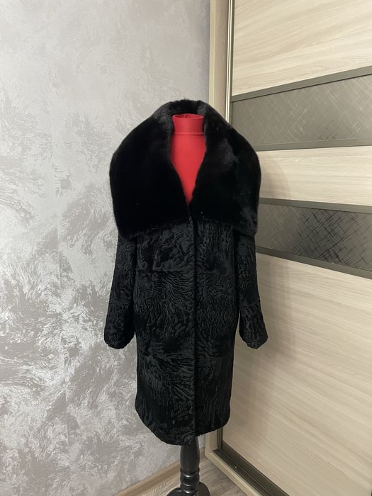 Шуба каракульча 46-50, Греция