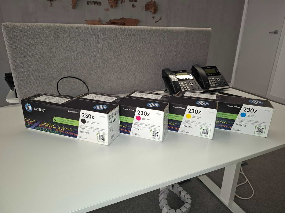 Продается комплект картриджей HP LaserJet 230X (W2300X–W2303X)