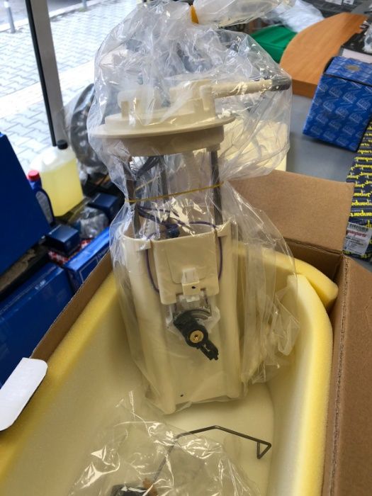 Помпа инжекционна Opel Sintra 19180120 / 19180121