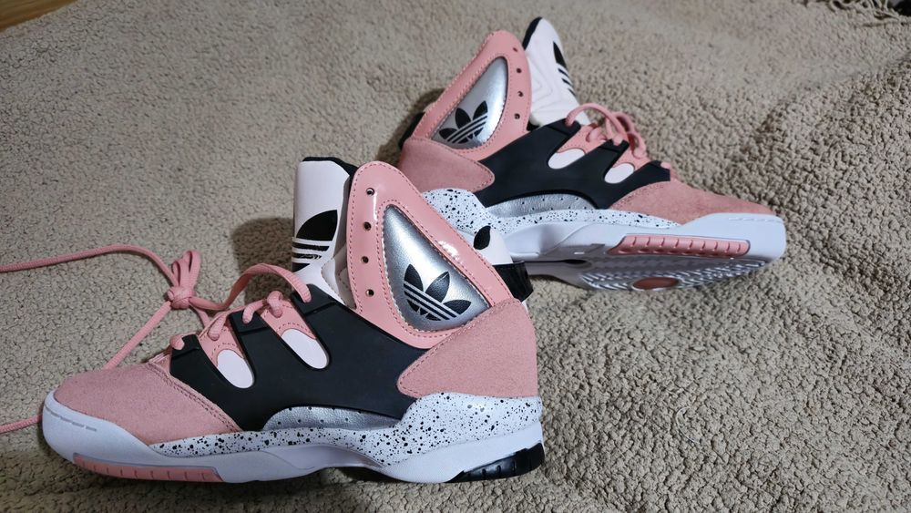 маратонки Adidas GLC W torsion - 39 номер стелка 25см.