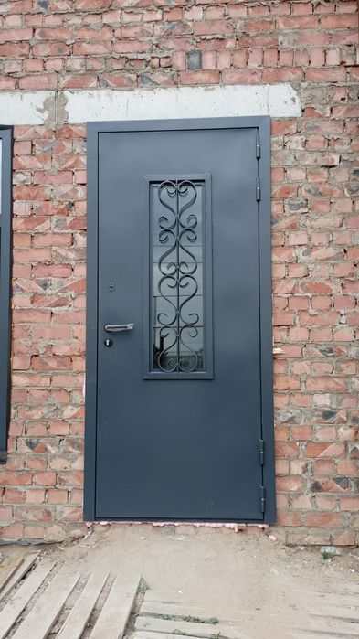 Металлические входные двери