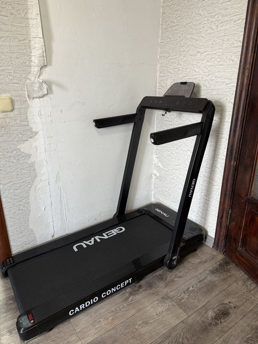 Продам беговую дорожку